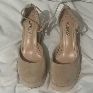 Wet Kiss Velour Platform Heels Beige Size 7 nwot